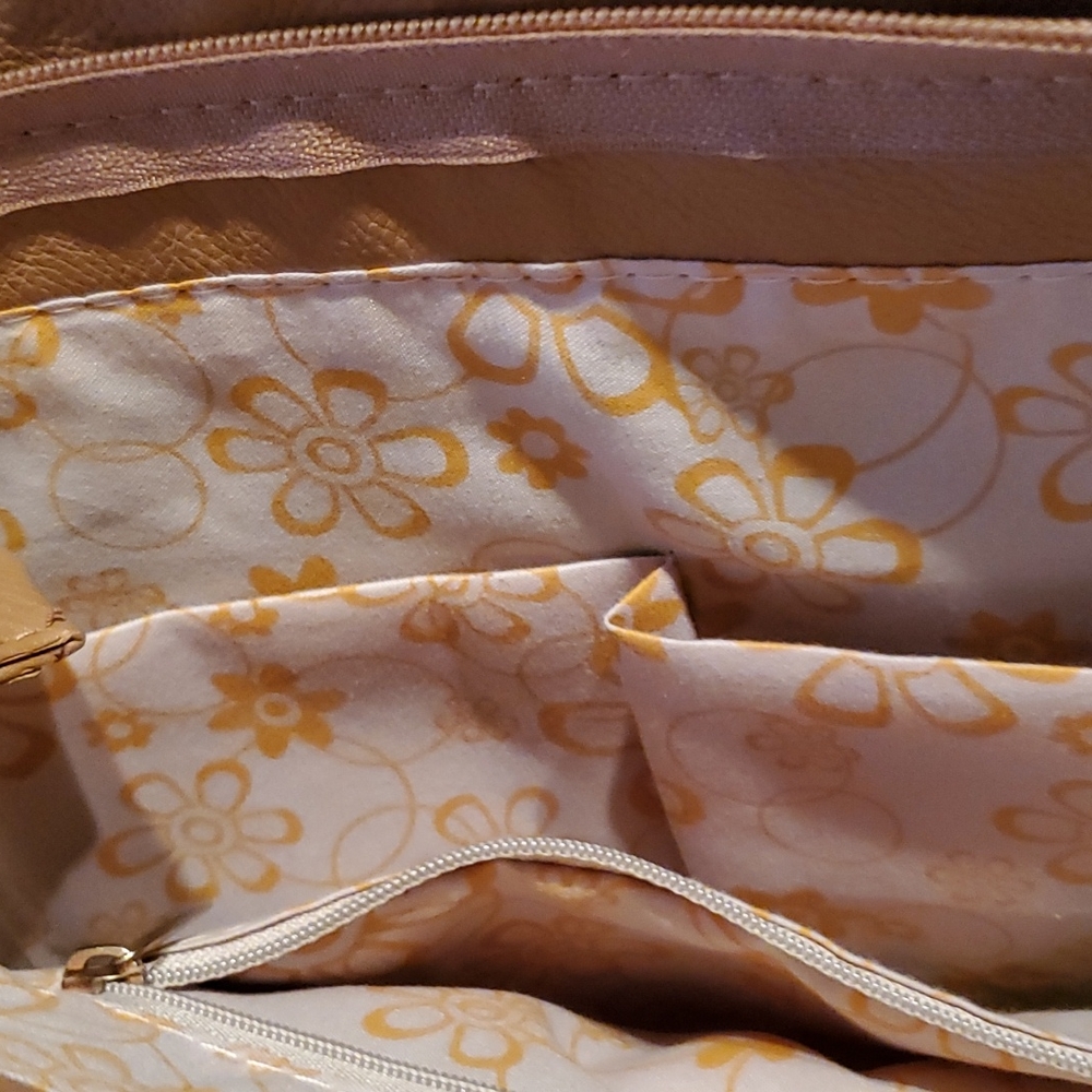 Purse - Picture 10 of 10